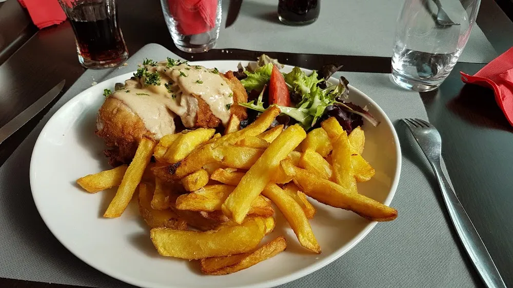 Cordon Bleu Frites Salade Verte